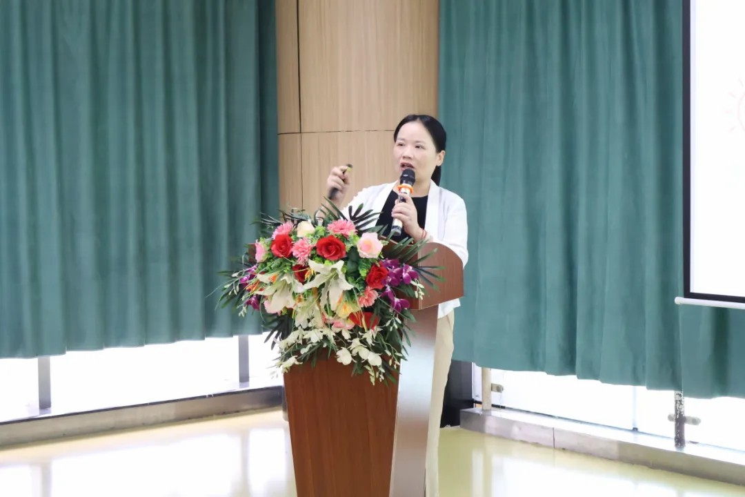 北大科创园石岩事业部总经理 贺总