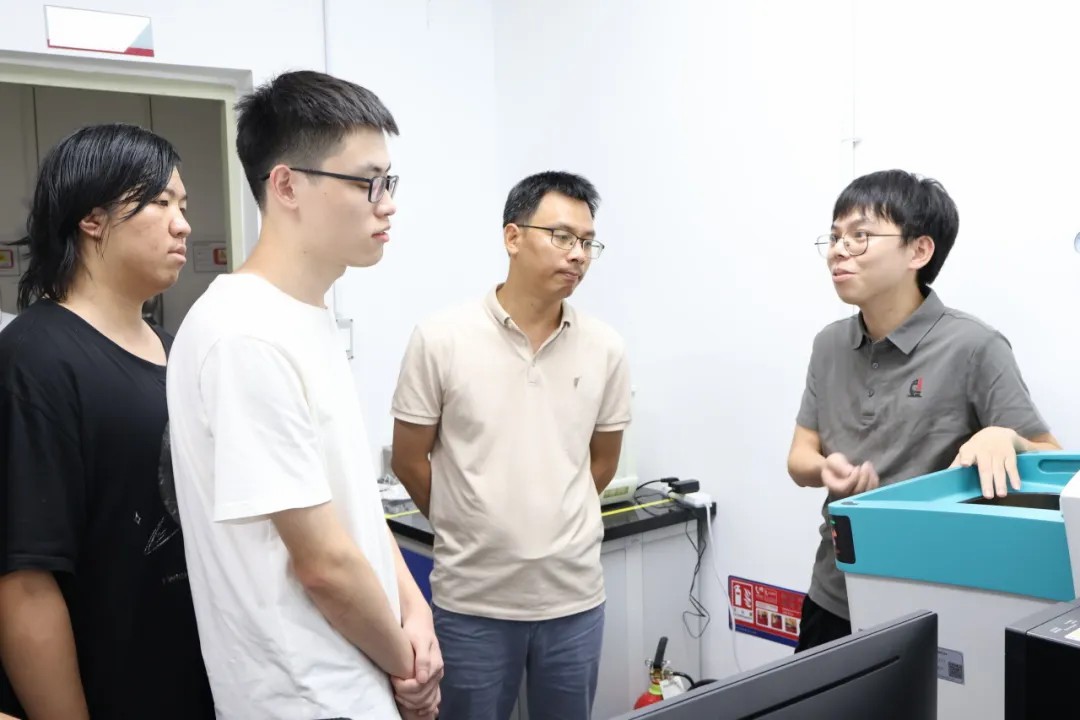 伟德体育世界杯携手深大师生共启2024实践探索之旅