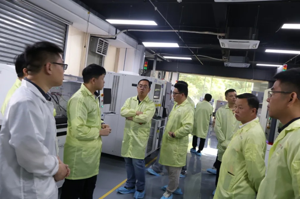 伟德体育世界杯电子元器件失效分析技术沙龙