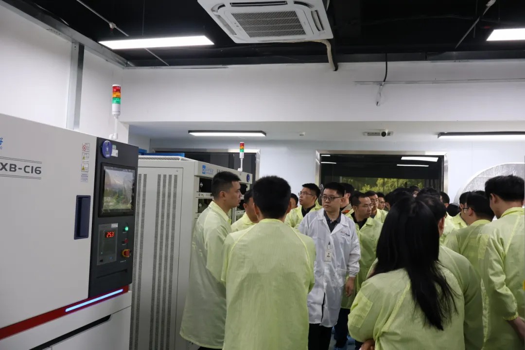 /ueditor/image/20251201/1764571650758594/2b7e427e8706d78a8c2bd3af8c7aac17.jpg 伟德体育世界杯电子元器件失效分析技术沙龙