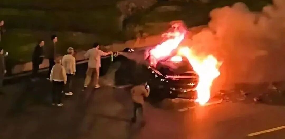 车祸爆燃敲响警钟！汽车电池可靠性你了解多少？